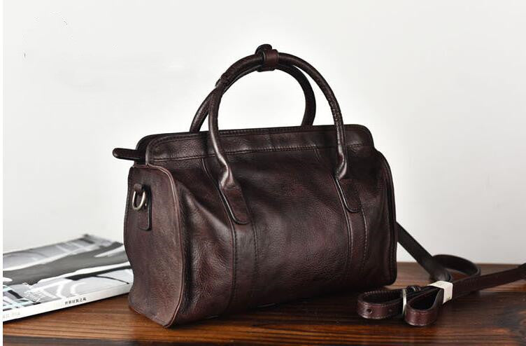 Bolso de Cuero Hecho a Mano – Curtido Vegetal con Costuras Artesanales y Gran Capacidad